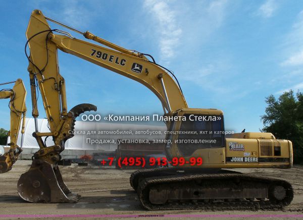 Стекло для гусеничных экскаваторов John Deere 790E