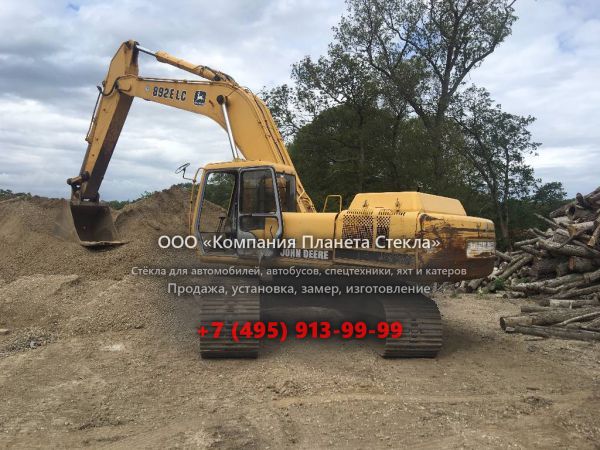 Стекло для гусеничных экскаваторов John Deere 892