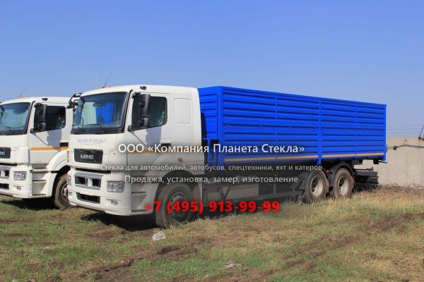 Стекло для бортовых автомобили КамАЗ 65207