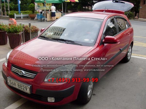 Стекло для Kia Pride хетчбэк 2005 - 2009, New
