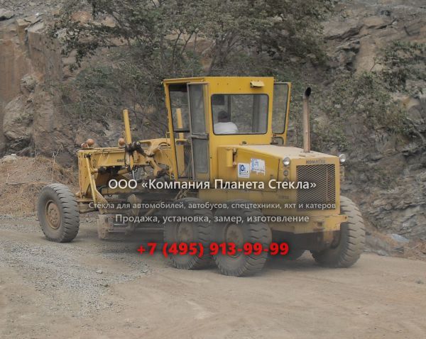 Стекло для грейдеров Komatsu GD611A-1