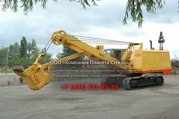 Стекло для гусеничных экскаваторов Ковровец ЭО-4228