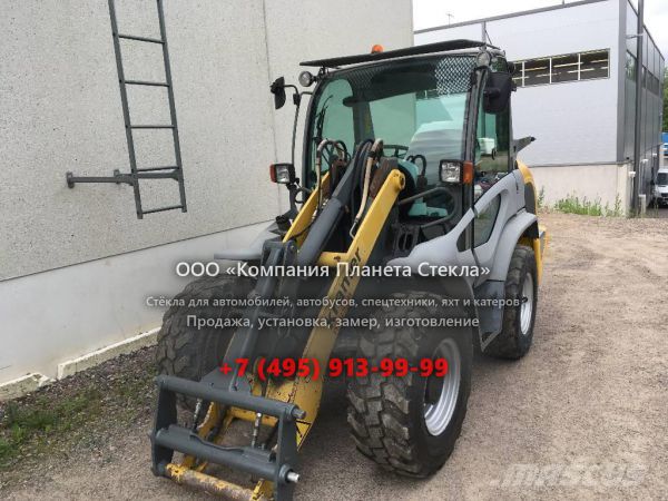 Стекло для фронтальных мини-погрузчиков Kramer 380