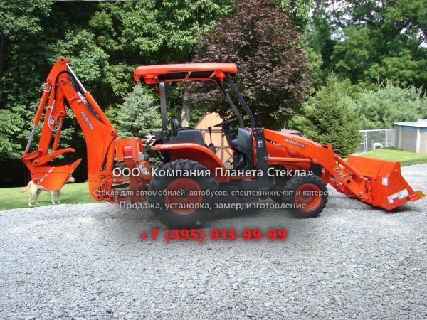 Стекло для экскаваторов-погрузчиков Kubota M59