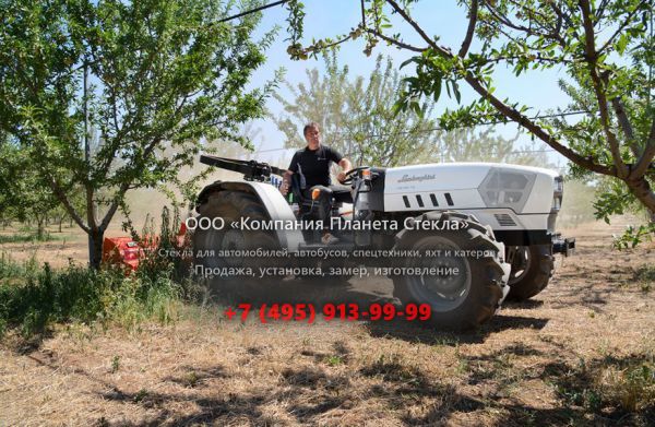 Стекло для тракторов Lamborghini R3 105 TB