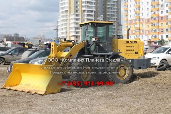 Стекло для колёсных погрузчиков Lishide CL935