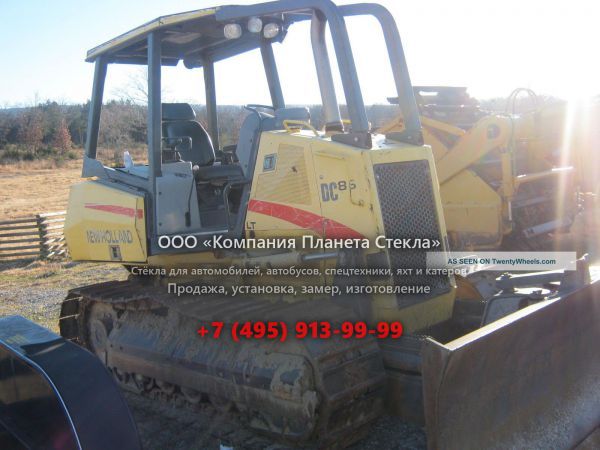 Стекло для гусеничных бульдозеров New Holland DC85 LT