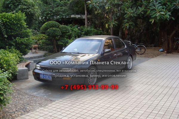 Стекло для Nissan Altima седан 1993 - 1995, U13