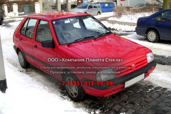 Стекло для Nissan March хетчбэк 1989 - 1991, K10 [2-й рестайлинг]