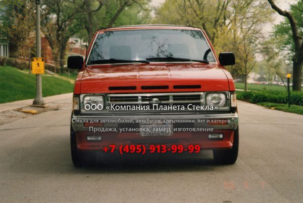 Стекло для Nissan Pick UP Crew Cab пикап 1985 - 1992, D21