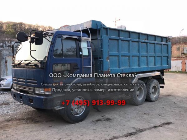 Стекло для самосвалов Nissan UD3452D