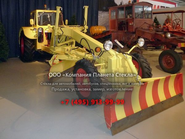 Стекло для грейдеров O&K F206-A