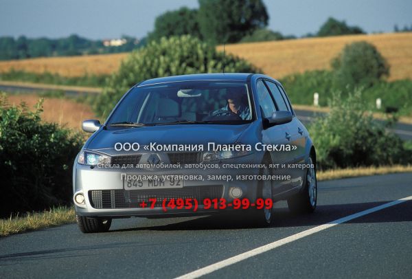 Стекло для Renault Megane RS хетчбэк 2002 - 2006, 2 поколение