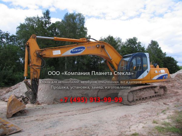 Стекло для гусеничных экскаваторов Samsung SE 210