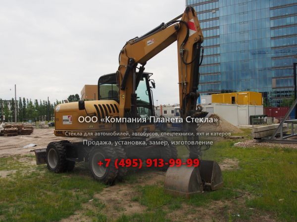 Стекло для колёсных экскаваторов Schaeff HML 32