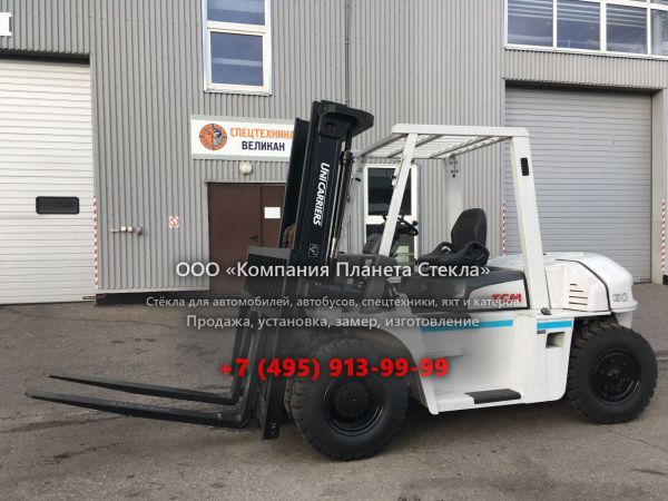 Стекло для колёсных погрузчиков TCM E820-2