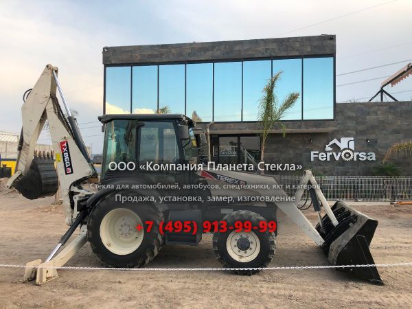 Стекло для экскаваторов-погрузчиков Terex TX860