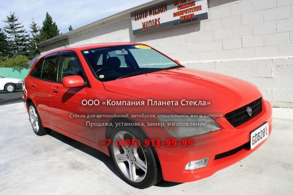 Стекло для Toyota Altezza Gita универсал 1998 - 2005, XE10