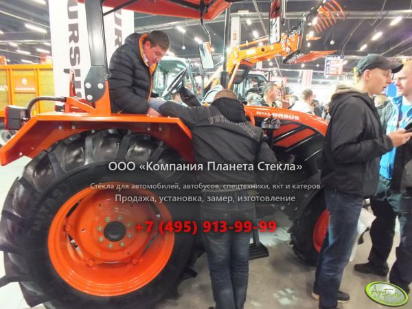 Стекло для тракторов Ursus 5014A