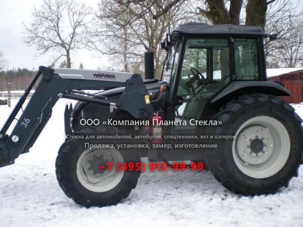 Стекло для тракторов Valtra A83 HiTech