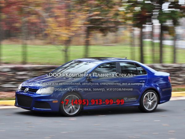 Стекло для Volkswagen Jetta TDI Cup "Street" edition седан 2005 - 2011, 5 поколение