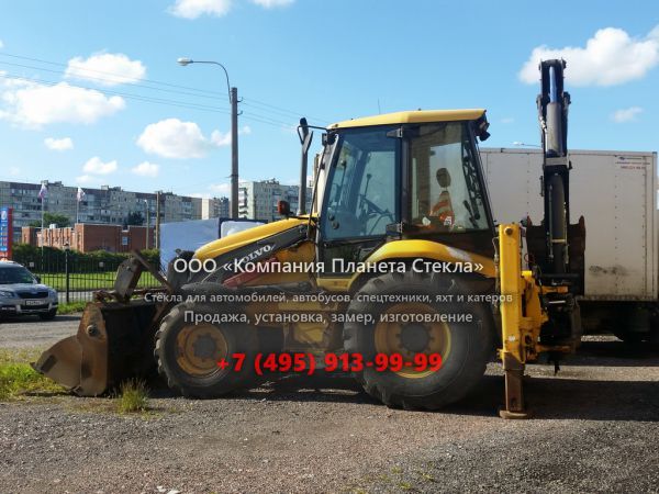 Стекло для экскаваторов-погрузчиков Volvo BL61 Plus