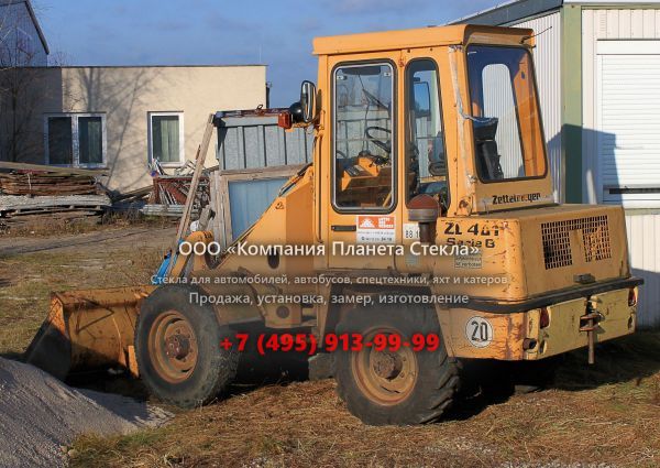 Стекло для фронтальных мини-погрузчиков Zettelmeyer ZL 401 Series B