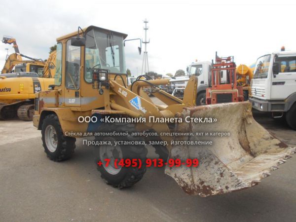 Стекло для фронтальных мини-погрузчиков Zettelmeyer ZL 602
